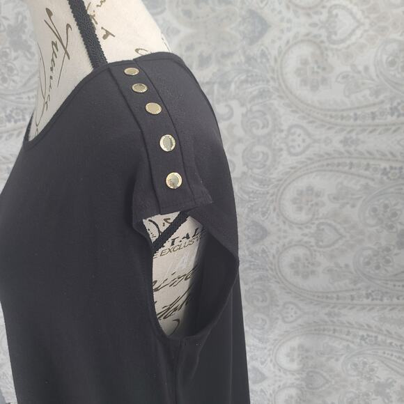 H Halston women's black Sleeveless top gold button detail Size Medium office - Picture 3 of 9